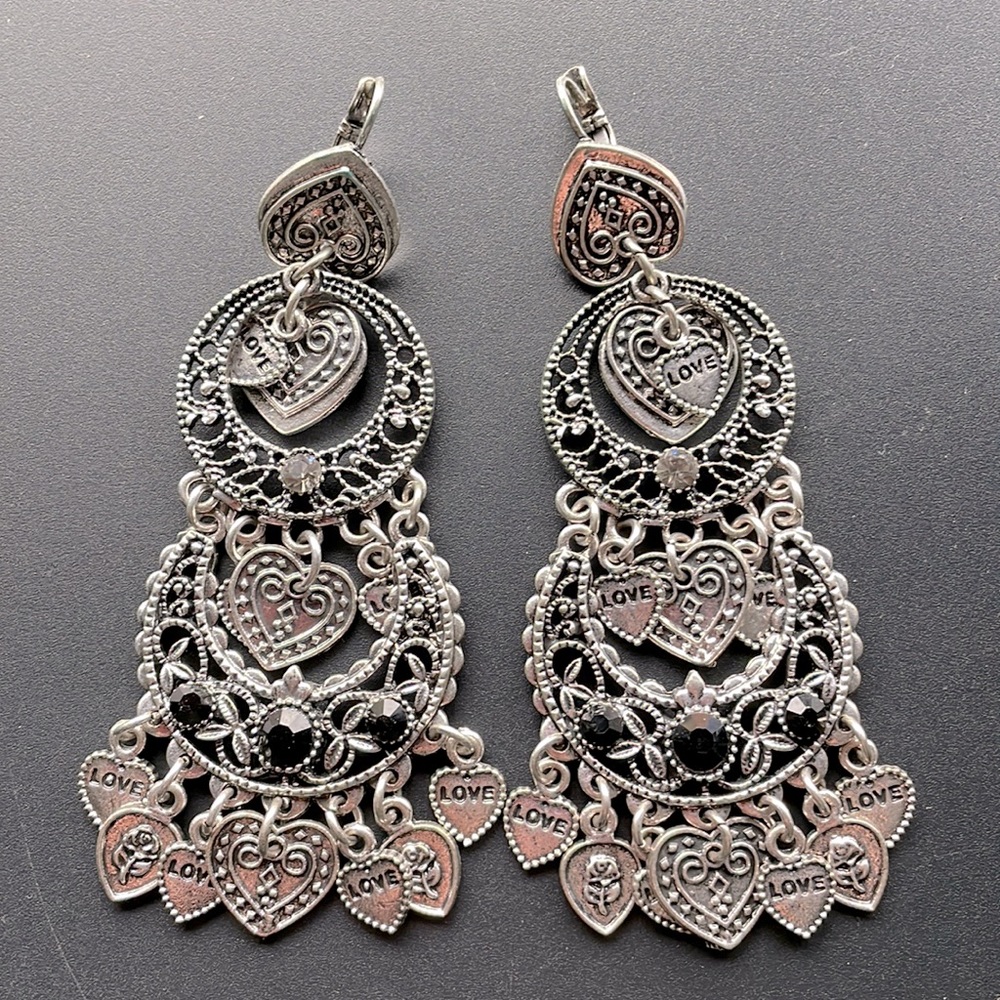 Gorgeous dangly hearts boho earrings